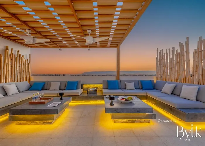 Aparthotel Bytk - La Terraza